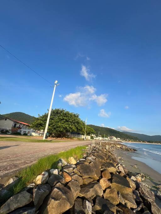 Duplex Vista Mar No Sul Da Ilha Com Acesso Direto A Praia *