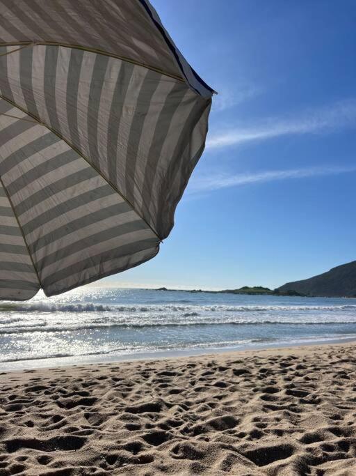 Apartamento Duplex Vista Mar No Sul Da Ilha Com Acesso Direto A Praia